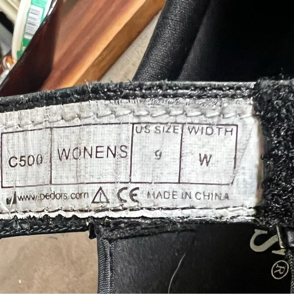 Pedors Women’s Therapeutic Black Mary Jane Strap Shoe Sz 9 Wide